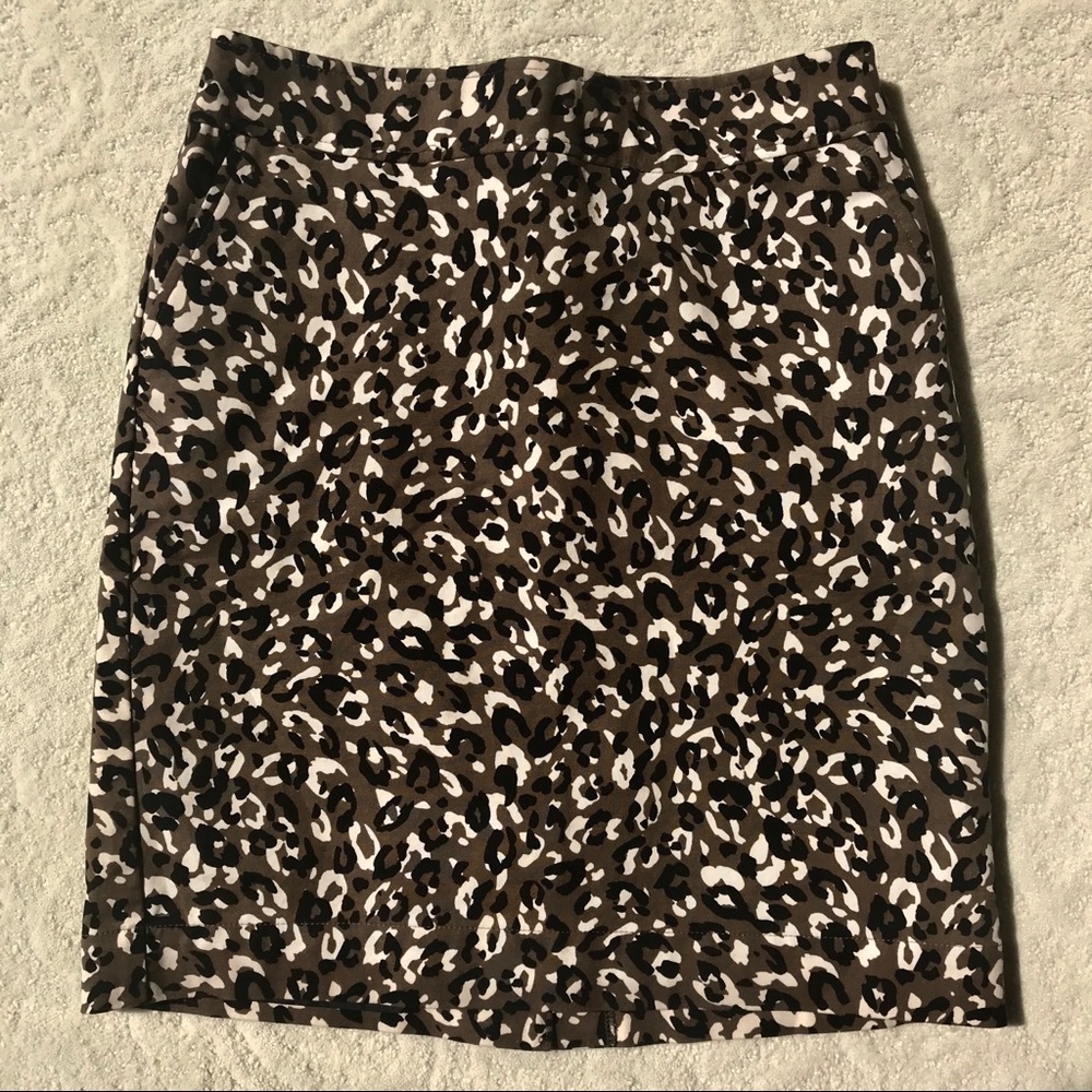 Merona Stretch Leopard Print Mini Skirt - Size 2